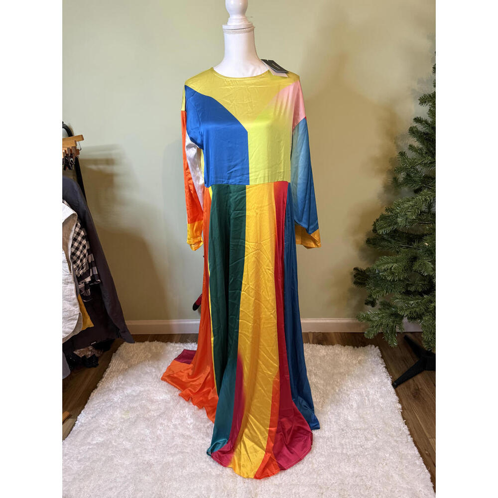 NWT! Uoozee Silk Colorful Long Sleeve Maxi Dress with Pockets Size Medium